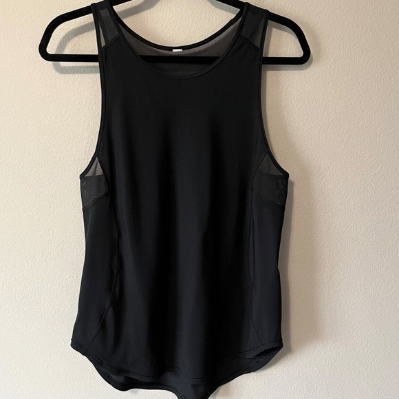 Lululemon Women’s Sculpt Tank II Black Size 12 Running Mesh UPF 50+ Protection - Picture 7 of 9